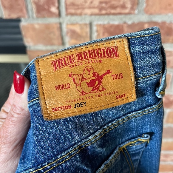 True Religion Joey Cut Off Jean Shorts - Picture 4 of 6